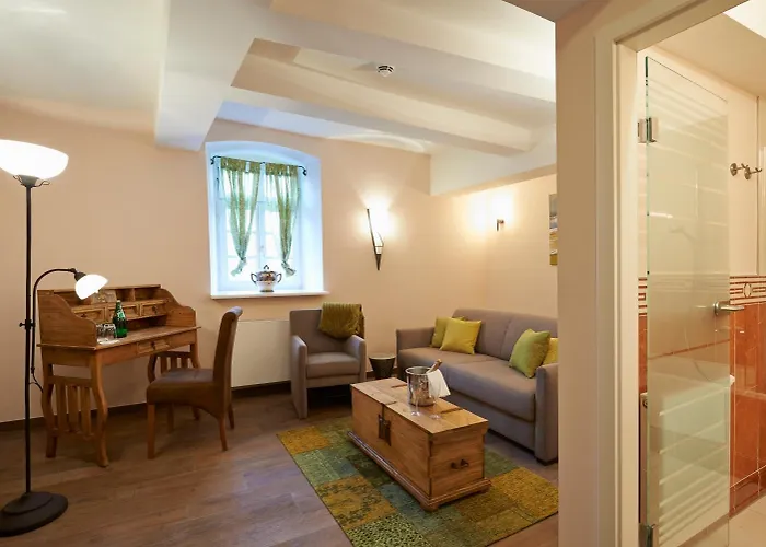 Mainchateau Hotel 4*